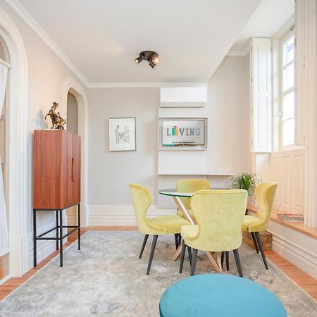 Liiiving In Porto - Cedofeita Charming Apartment Luaran gambar
