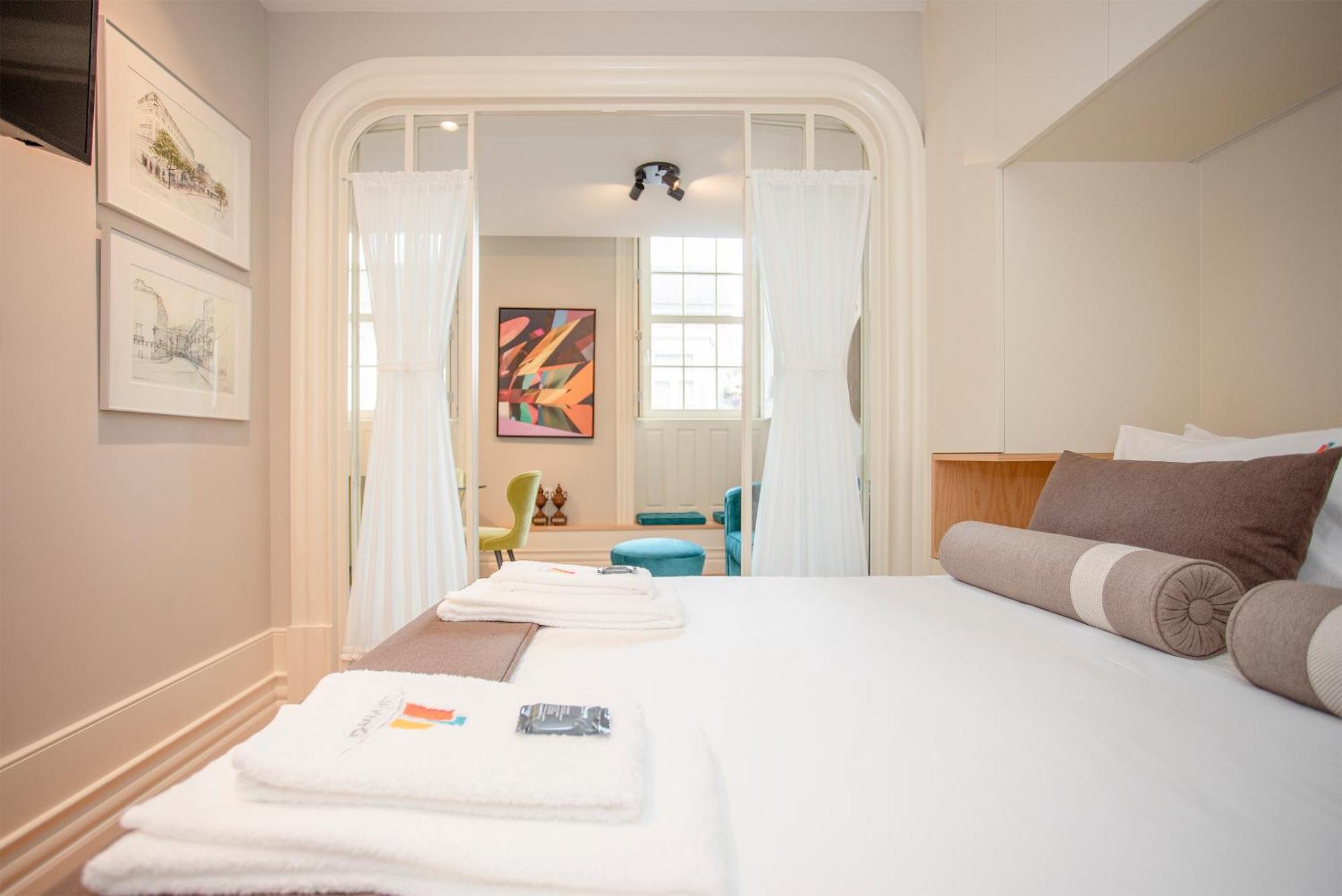 Liiiving In Porto - Cedofeita Charming Apartment Luaran gambar