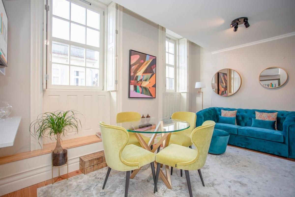 Liiiving In Porto - Cedofeita Charming Apartment Luaran gambar